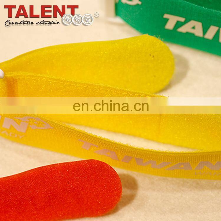 Custom-made hook & loop fastener tape with low price