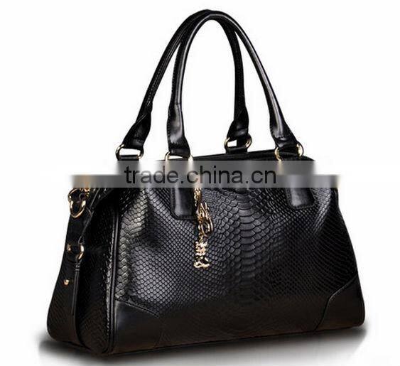 2016 black python leather women bags