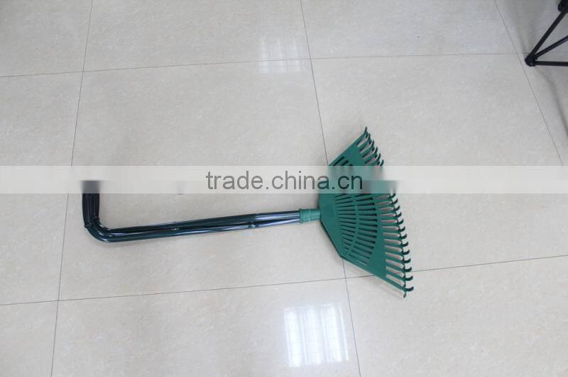 Long Handle Garden Plastic Leaf Grabber