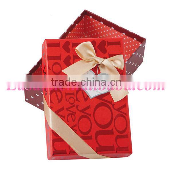 Yiwu custom love you 13.5*9*4.5cm bowknot christmas candy girl box