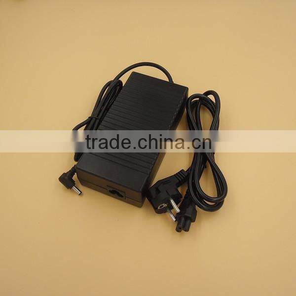 110v dc output 16V 8A external laptop battery charger