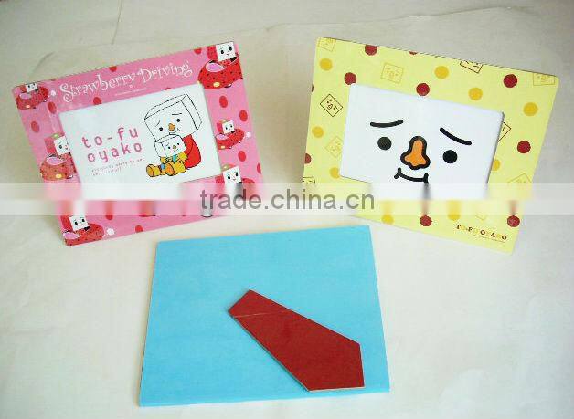 Hot sale 3d logo silicone rubber photo frames , standing family soft pvc photo frame