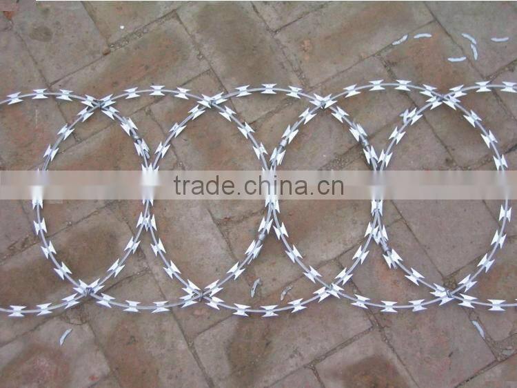Professional maker barbed wire/barbed wire price per roll/razor barbed wire