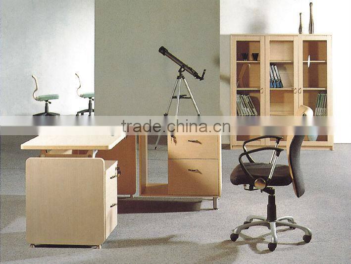 good competitive computer desk partical board