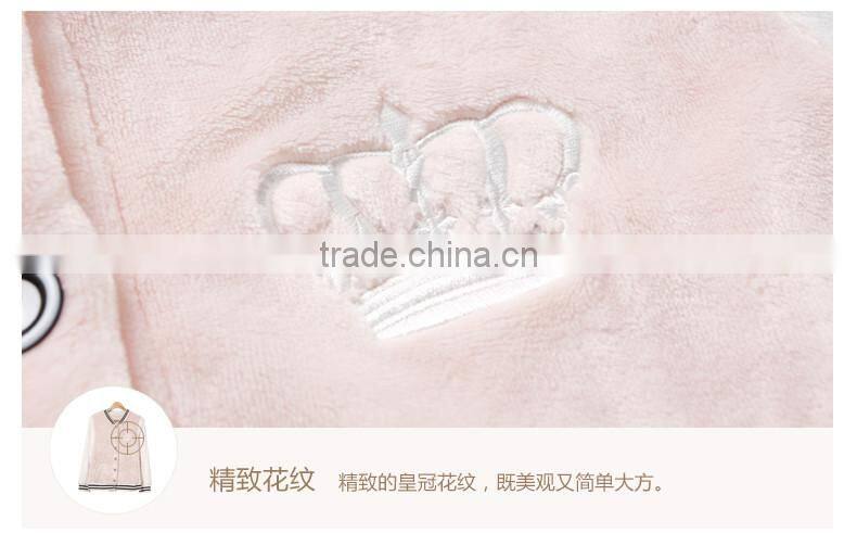 Hot Selling Qianxiu Fashion Flannel Baseball Neck Design Men Sleepwear