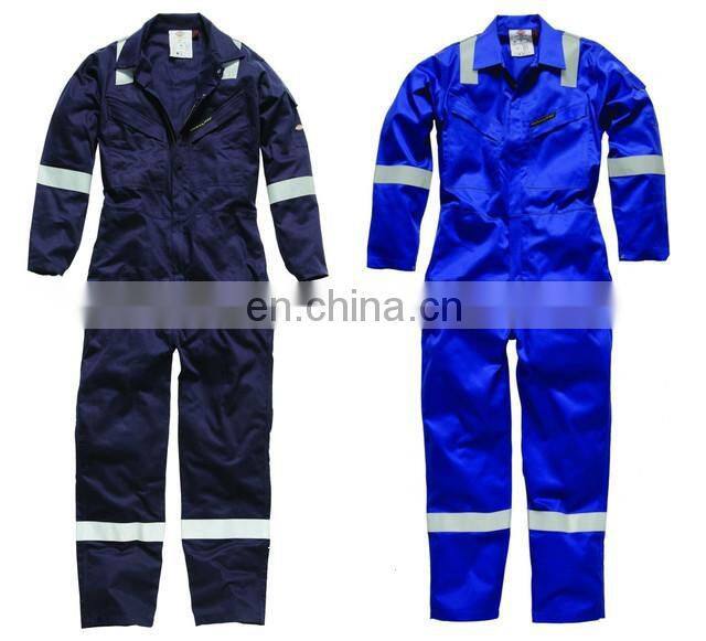 Men safety coverall for oil and gas in industries