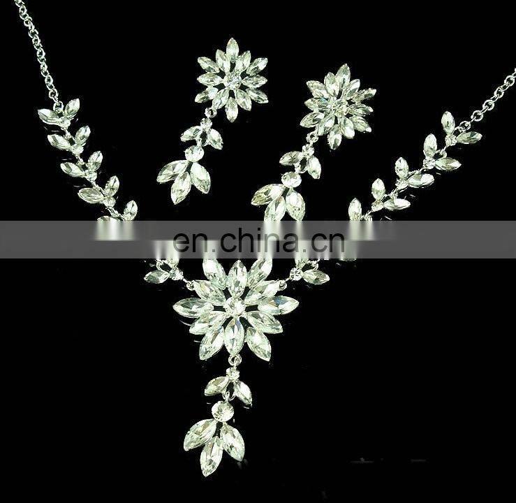 Luxurious Leaf crystal bridal wedding necklace+earrings+tiara jewelry sets jewelry wholesale china