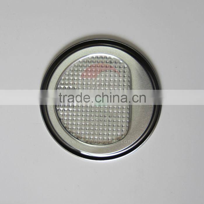 Peel off aluminum lid for plastic and tin can