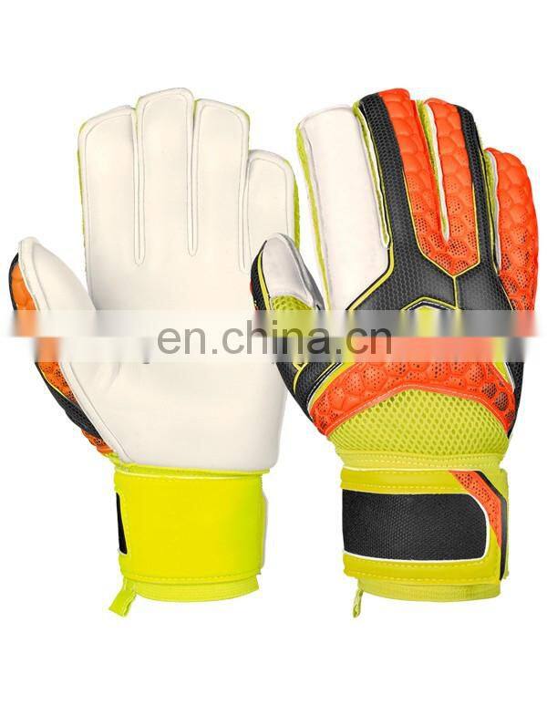 professional customized design high quality soccer football goalkeeper gloves