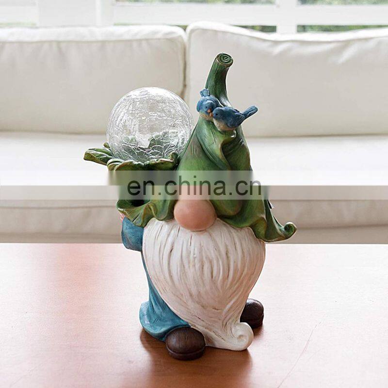 Garden Figurine Dwarf Statue Solar Powered Light Gnome Ornament Resin Waterproof Figurine Outdoor Yard Lawn Decoration