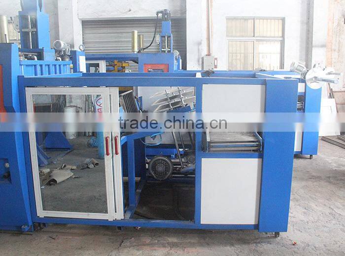 PP Rectangular Container Cover Thermoforming Machine With Stacker