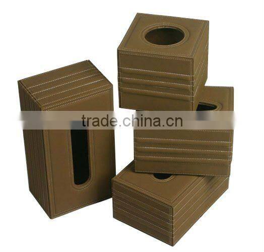 Square tissue box with magnetic closure