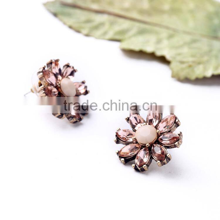 Simple Fashion Hot Sale Exquisite Elegant crystal earring, fashion earring designs new model earrings, zircon earring