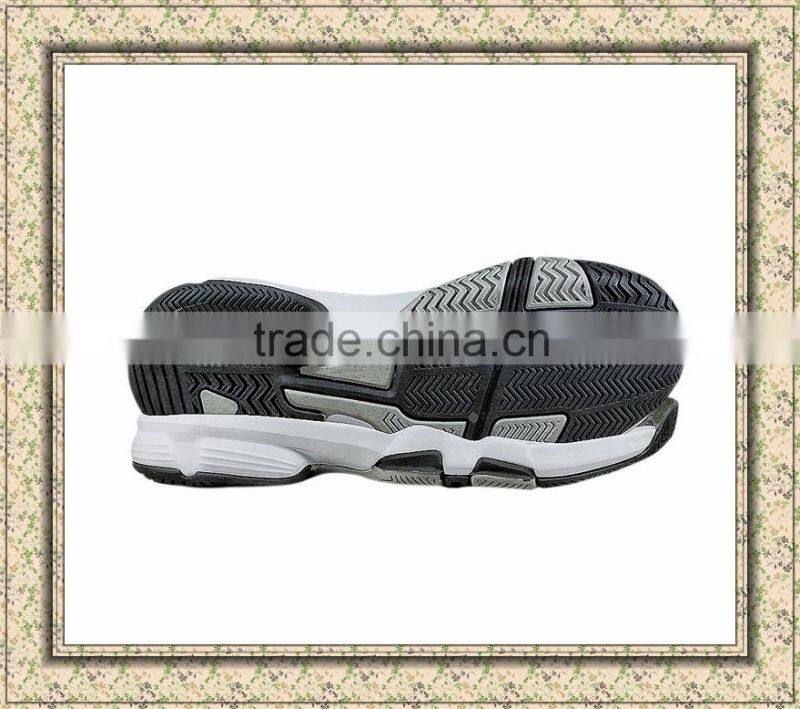 New product european fashion tennis shoes in china