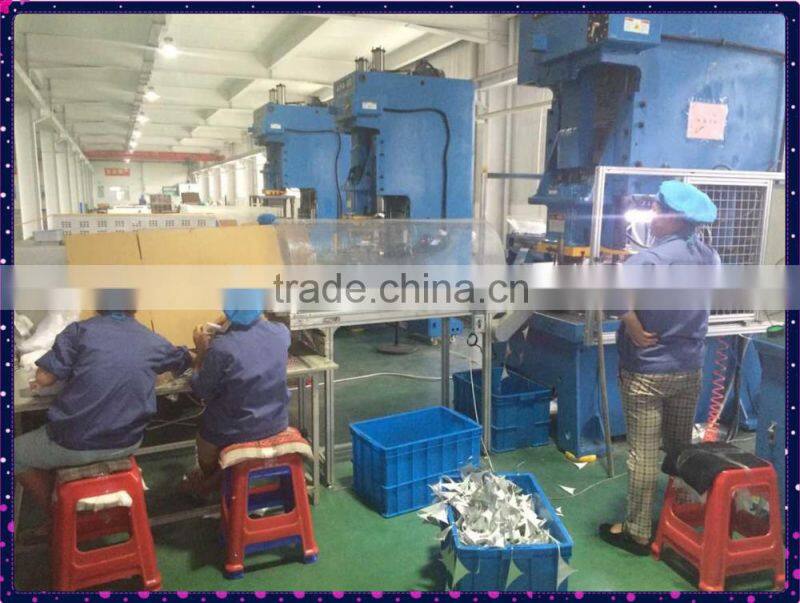 Food packaging aluminium foil paper in roll type used in kitchen and cooking