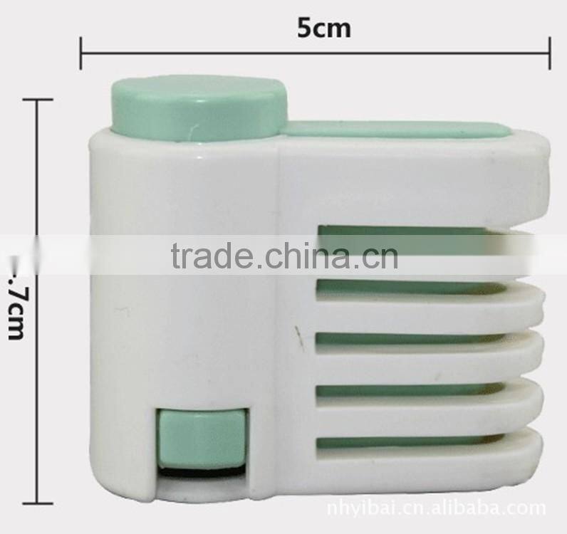 Hot sale plastic colorful wedding cake knife,Cake Divider Cutter