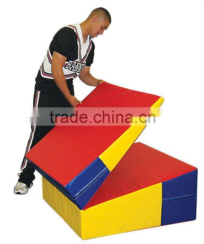 6' x 4' Gymnastics mat High Density Kids Folding Play Incline mat