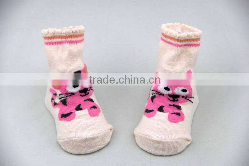 GSB-27 Bulk custom fashion cat design pink baby socks knitting