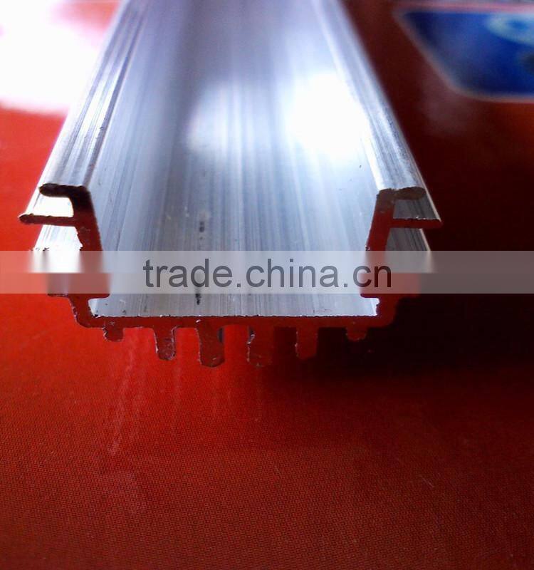 Anodized aluminum frame light box