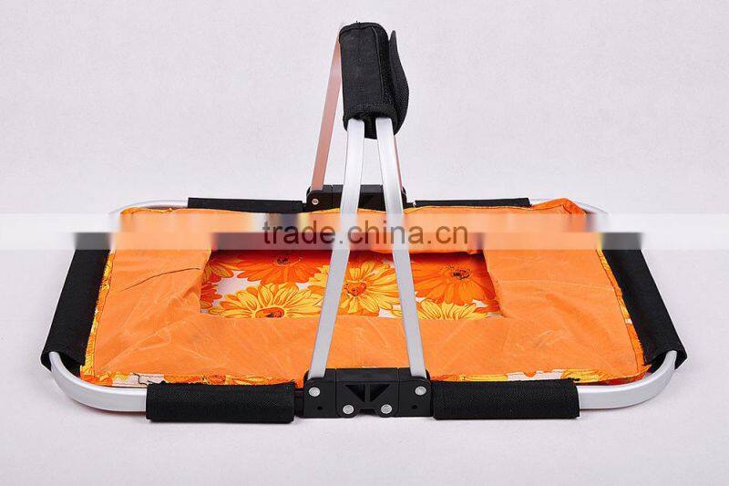 Shopping basket collapsible