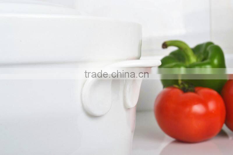 8" microwave ceramic pot with porcelain lid