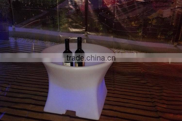popular big outdoor plastic flower pot with led light