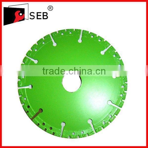 Vacuum brazed diamond cutting blades