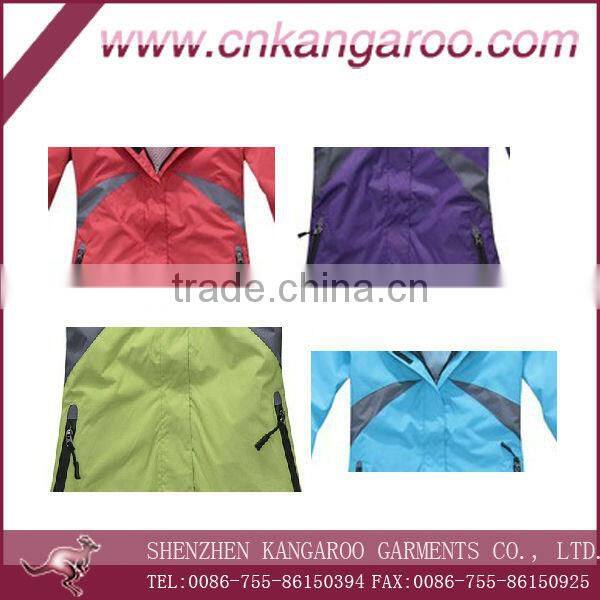 Ladies' 100% polyester windproof mountaineering jacket with inner fleece