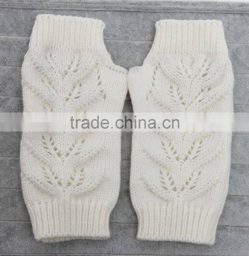 Fashion Handmade Cheap Wool Button Acrylic Glove Women Winter Knitted Gloves