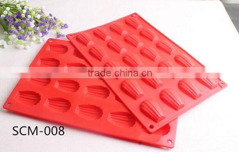 Hot sale food grade FDA and LFGB 9 hole shell shape colorful silicone oven cake mold