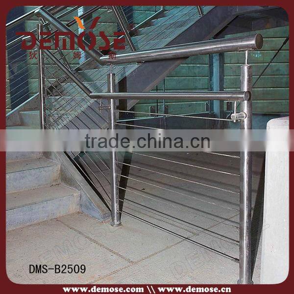 handrails for interior stairs designs/modern metal stair railings