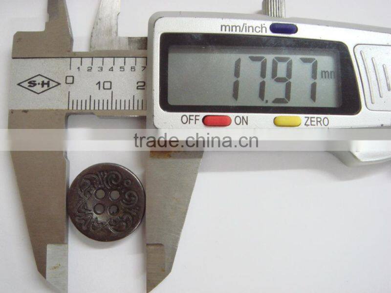 18mm 4 holes gunmetal engraved button