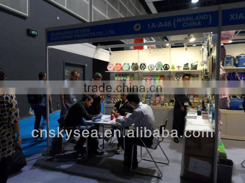 Plastic square table alarm clock