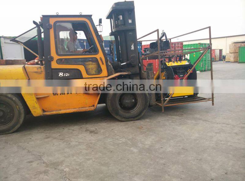 Mini Skid Steer Loader with Trencher Attachment/Angle Broom Attachment