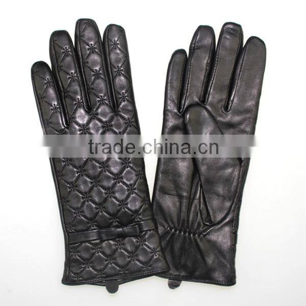 Hot Product Fashion Quilted Leather Glove Wholesale For 2015