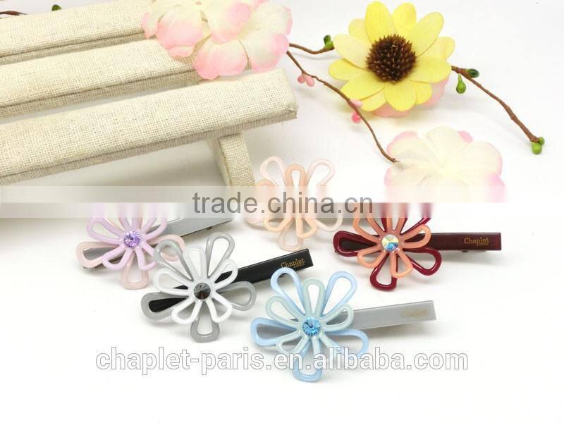 colorful heart shape hairgrip