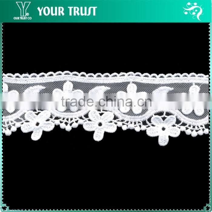 Width 14.0 Centimeter Flora White Cotton Trimming Lace
