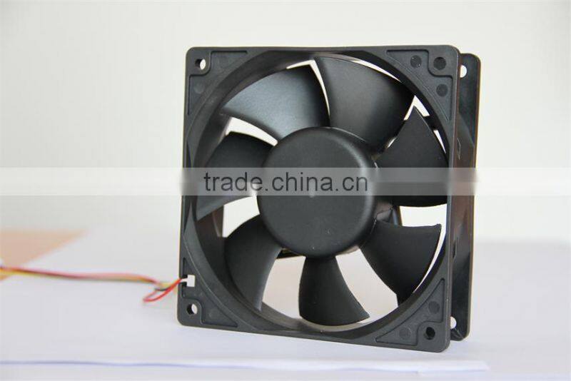 4.7 inch dc motor waterproof fan 120X120X38mm