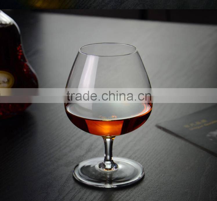 Wholesale clear fancy giant glassware manufacturer short bottomwine glass drinking glass for party