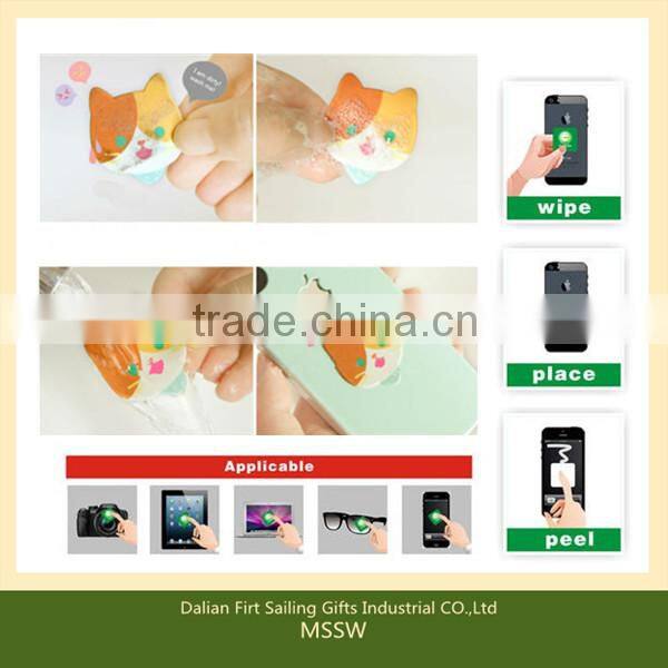 Economical smartphone sticky screen cleaner