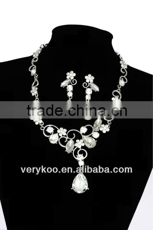 latest wholesale fashion beautiful wedding crystal bridal jewelry set