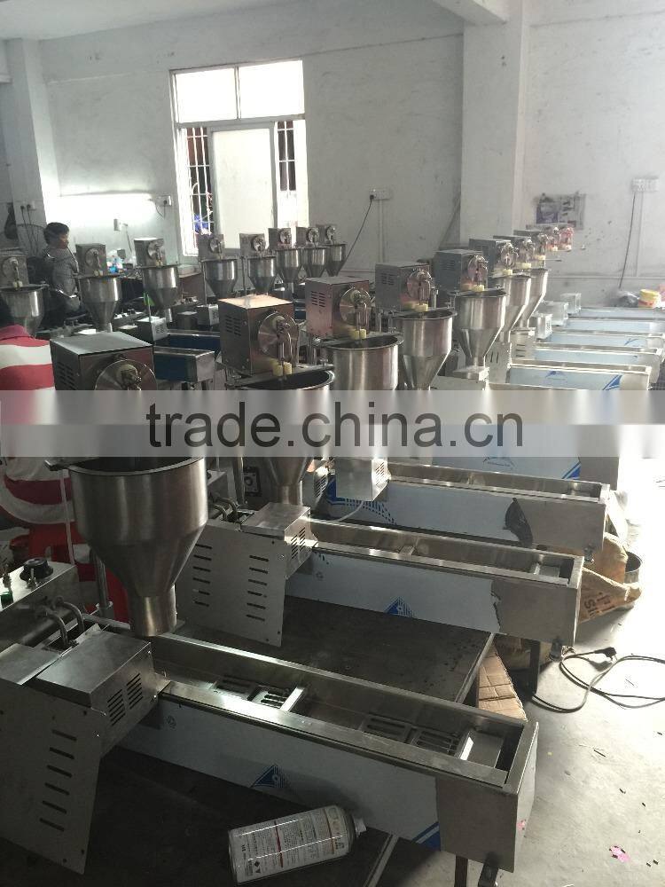 Professional Table top 110V 220V 3000w T102 commercial industrial mini doughnut maker with fryer on sale