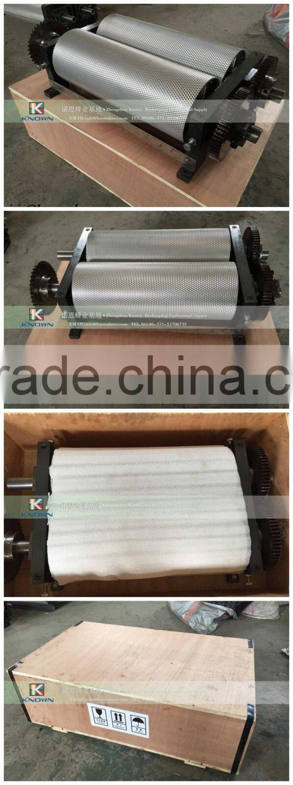 bee keeping tools beeswax comb foundation machine from Chinese factory