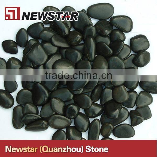 Newstar Polishd Black River pebbles
