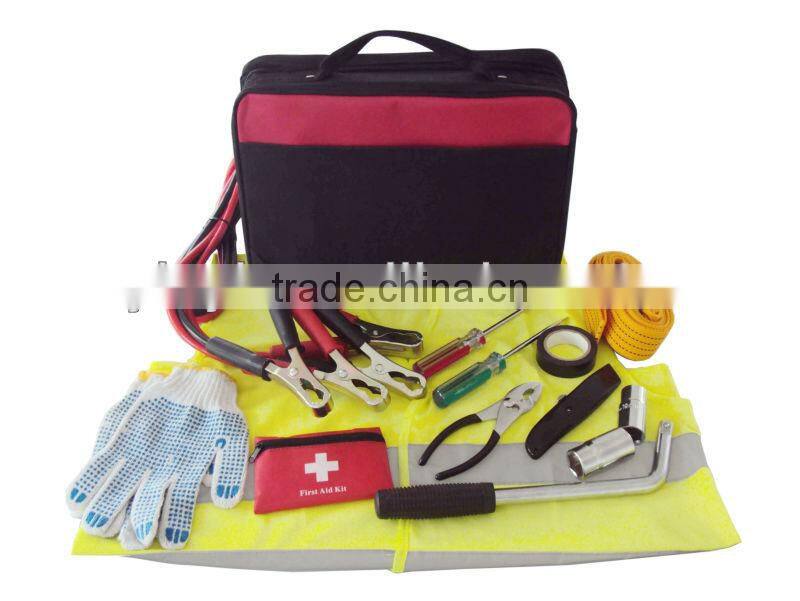 YYS12009 car tool kit for roadside emergency packed in heavy duty bag with reflective triangle stripe