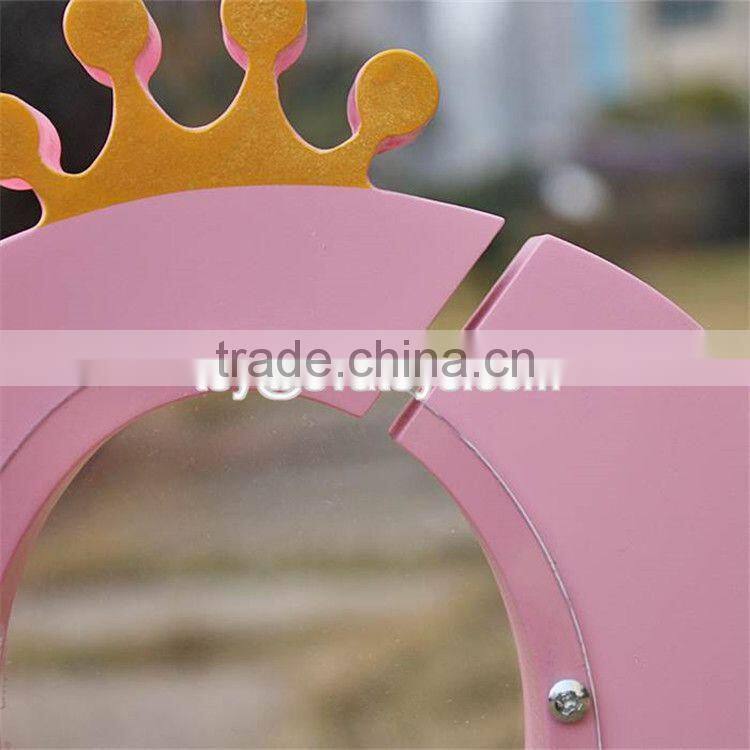 New design cute crown pink wooden girls piggy bank W02A255