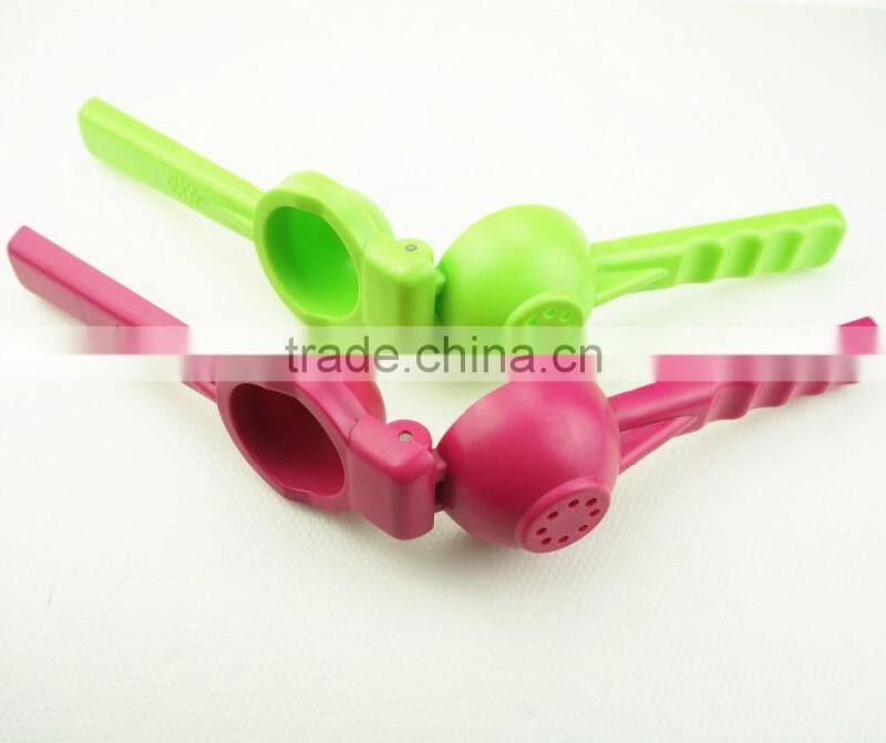 41025 Lemon and Lime Juice Squeezer