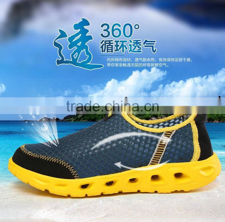 Slip-On mesh fabric for sports shoes handiness ventilation outdoor and beach water walking
