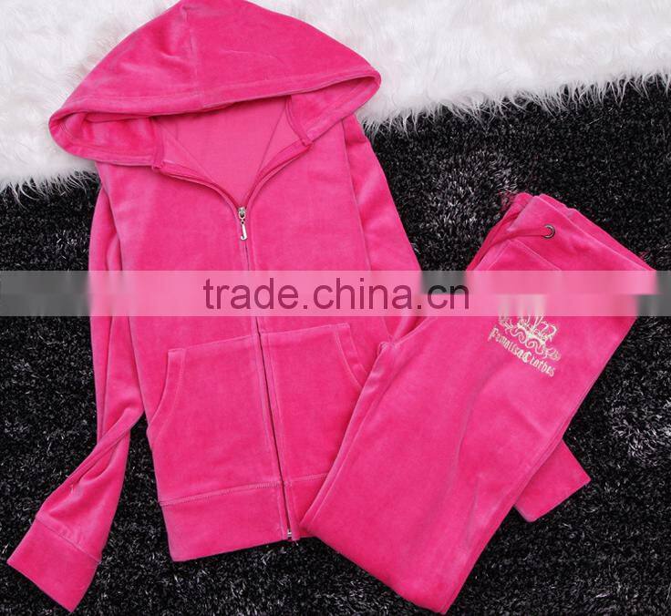 Hot sale Fashion Popular velvet tracksuit Wholesale cheap women's velvet tracksuit 2017 Design tracksuit