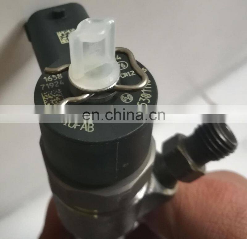 Foton ISF2.8 / ISF3.8 engine fuel injector 5301110 / 0445110668